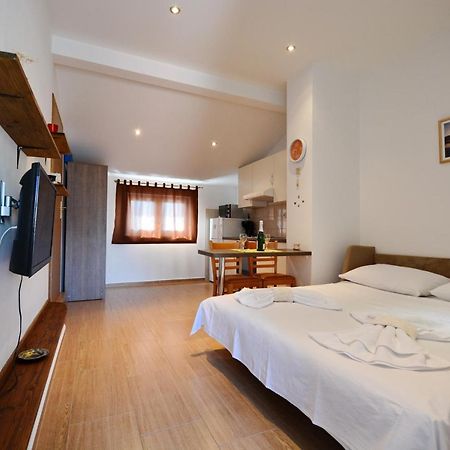 Studio Apartment Martin Zadar Exteriör bild