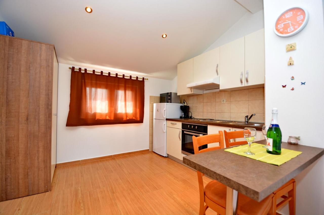 Studio Apartment Martin Zadar Exteriör bild