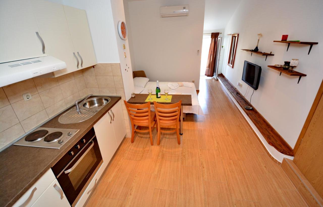 Studio Apartment Martin Zadar Exteriör bild